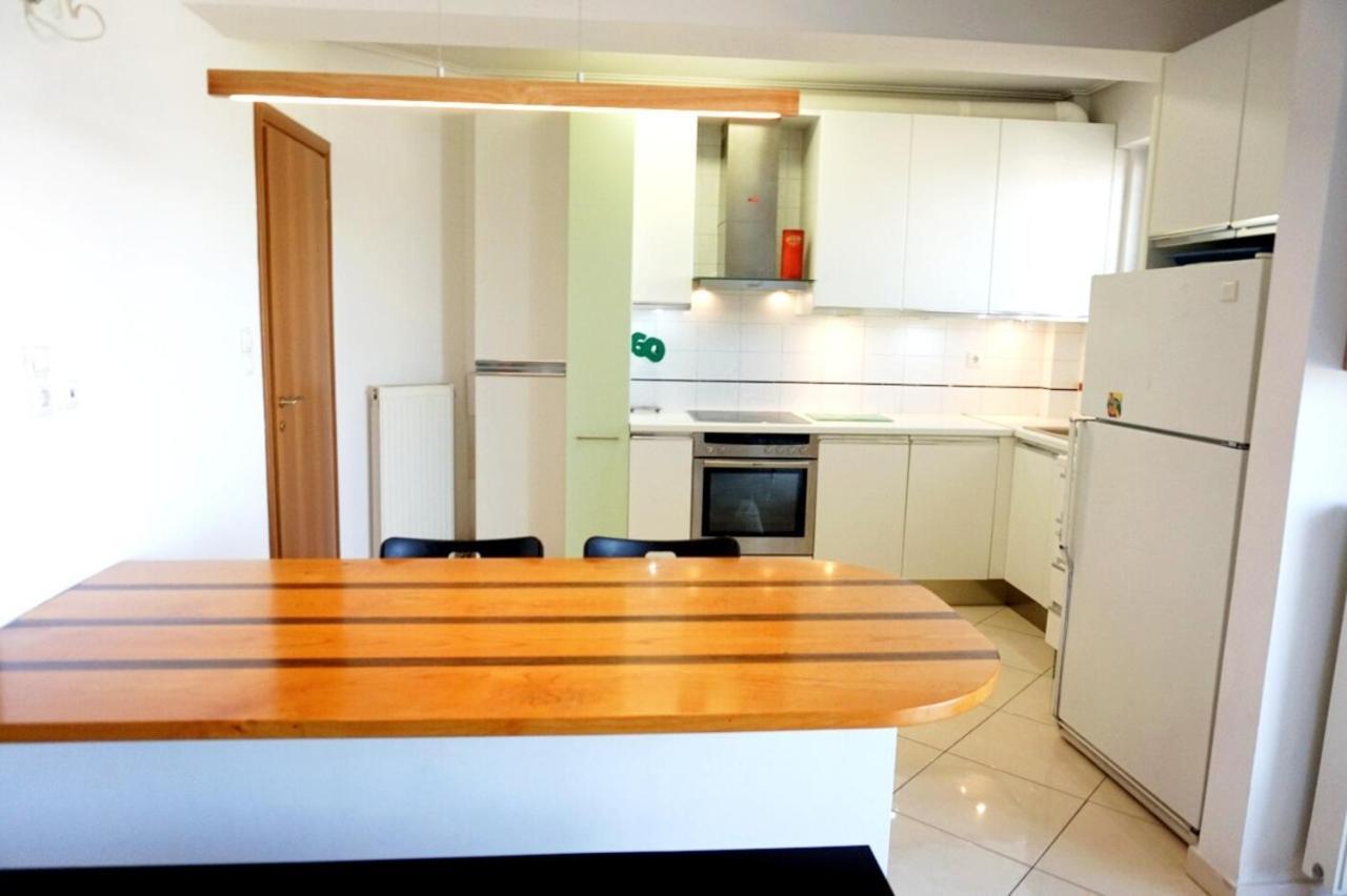 Piraeus Bright Apt Ngoại thất bức ảnh