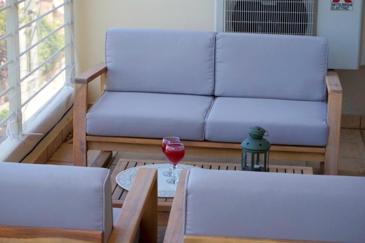 Piraeus Bright Apt Ngoại thất bức ảnh